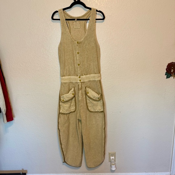 NWOT Free People Movement Timko Onesie Utility Jumpsuit Wide Leg Neutral Tan Med - Picture 2 of 12